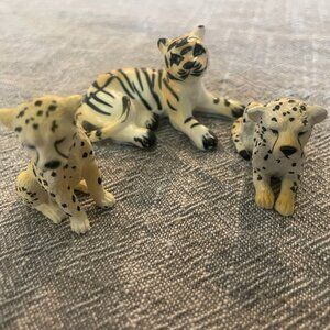 Terra by Battat – 2 Pcs Cheetah Toys & 1 Tiger - Plastic Cheetah & Tiger figure!